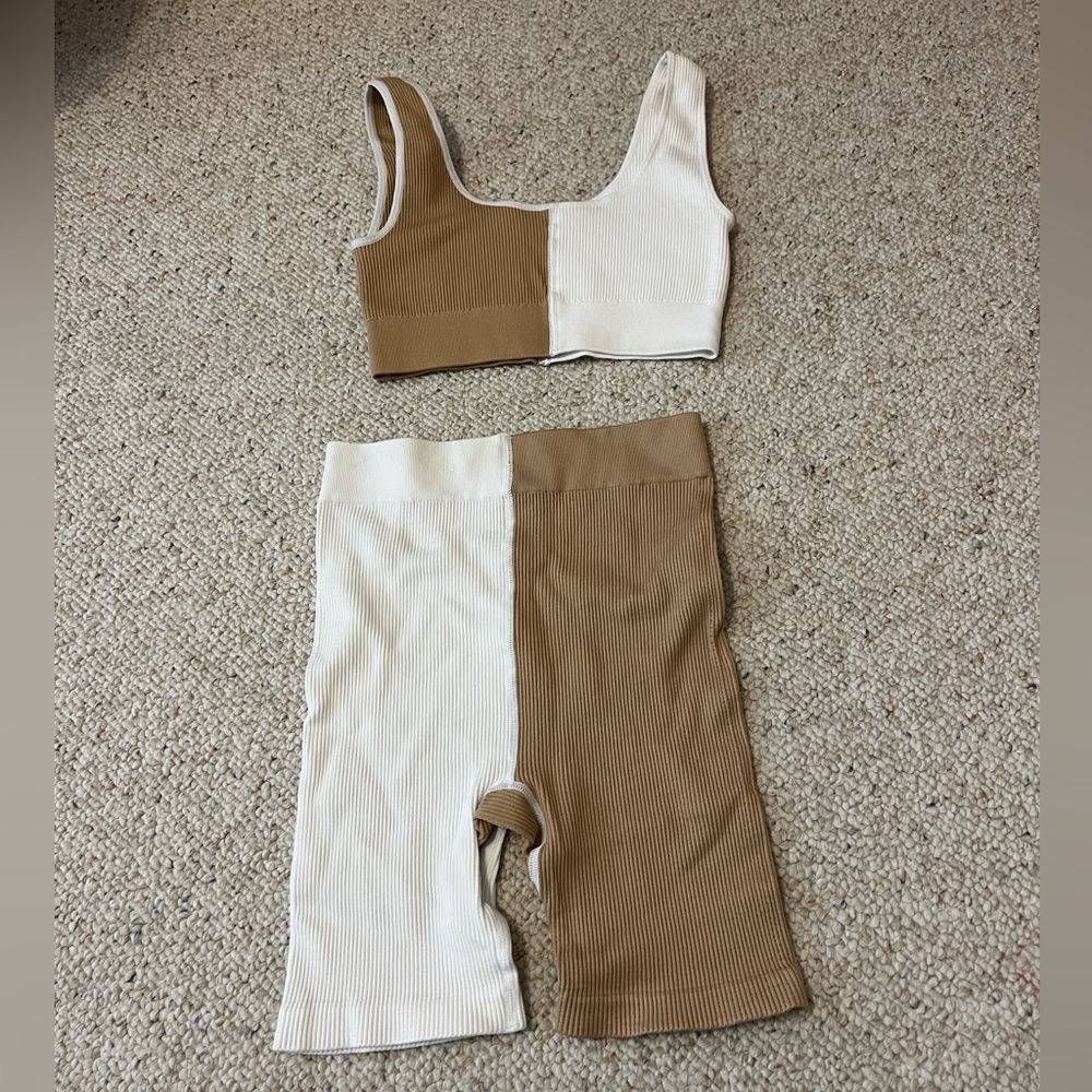 Color block workout set